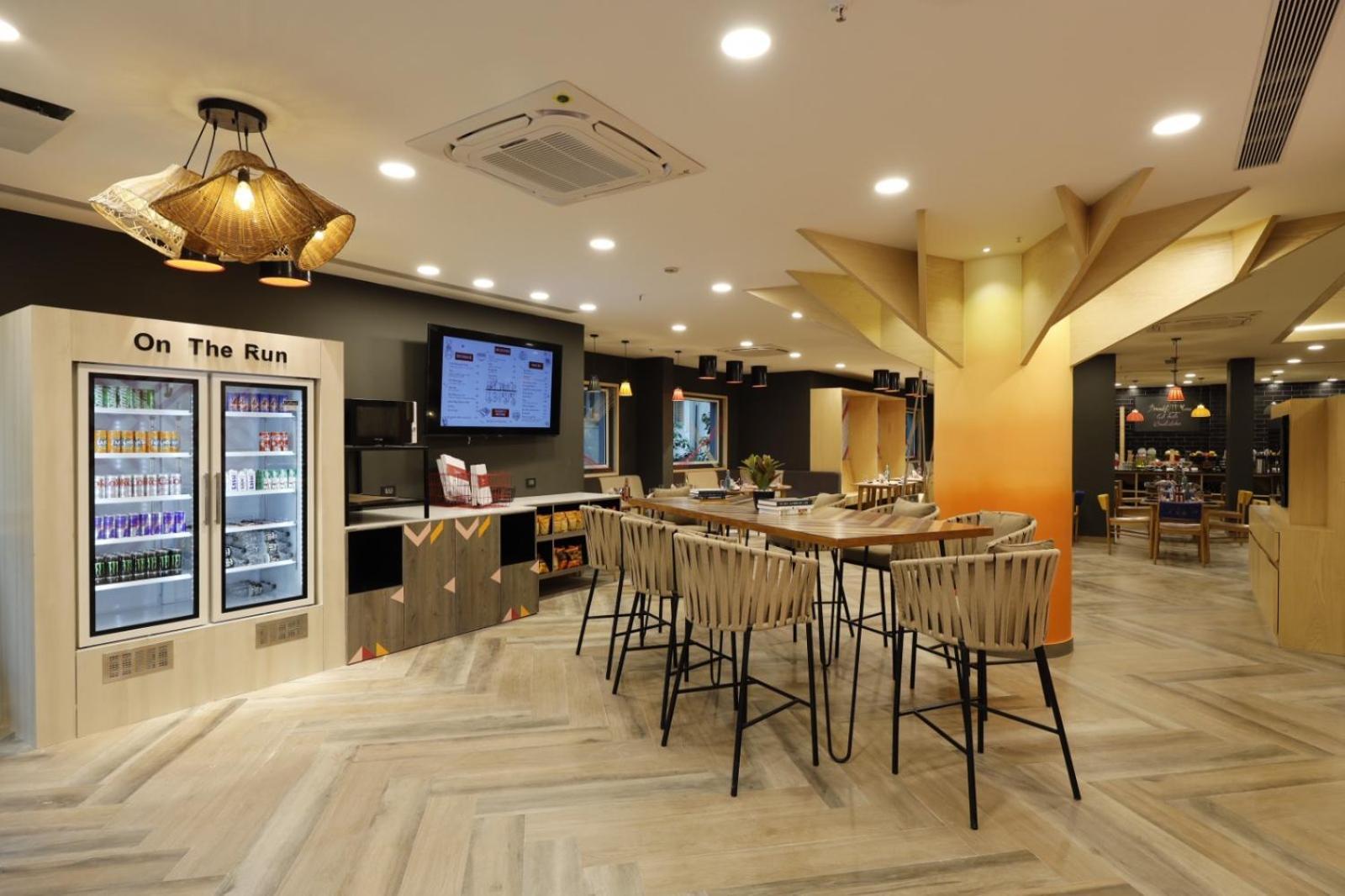 金吉尔苏拉特酒店 外观 照片